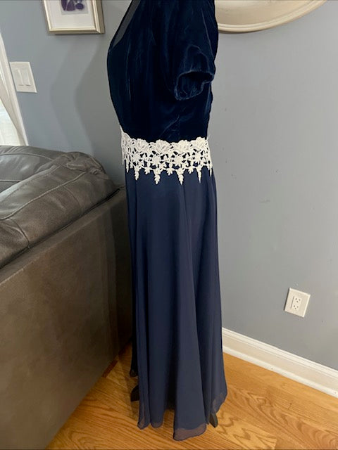 Retro Velvet Long Dress
